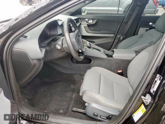 2022 Polestar 2 z VIN LPSED3KA6NL053222, wystawiony jako Copart lot #55387095 z przebiegiem 53 827 mil mil oraz Szkody całkowita. Historia ofert i sprzedaży dostępna na DreamBid. Obrazek 7.