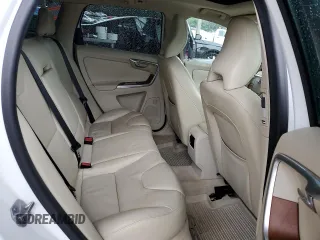 2015 Volvo XC60 T6 Drive-E Platinum с VIN YV449MDM9F2667624, выставлен на аукционе Copart как лот 61379325 с пробегом 64 750 миль миль и Чистый • Clean title. История ставок и продаж доступна на DreamBid. Изображение 10.
