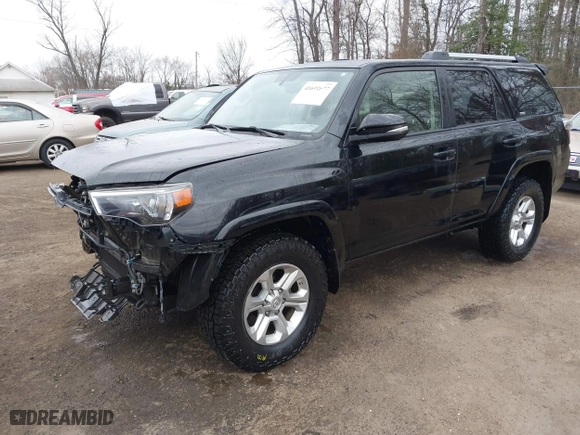 2019 Toyota 4Runner SR5 with VIN JTEBU5JR8K5700020, listed as a IAAI auction lot 41691677 with 70,562 mi miles. Bid and sale history available at carsss.com. Image 18.