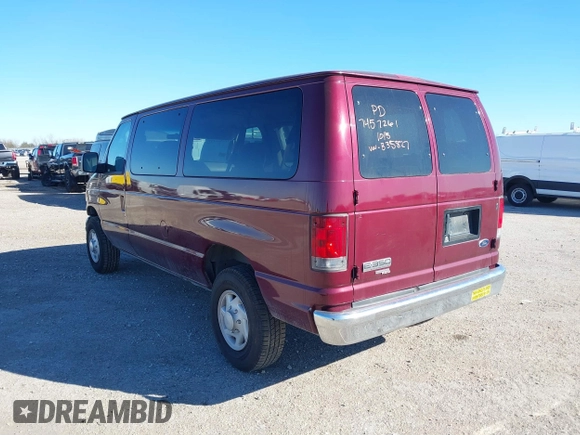 2007 Ford Econoline Passenger XL with VIN 1FBNE31L07DB35827, listed as a IAAI auction lot 41035775 with 110,257 mi miles. Bid and sale history available at carsss.com. Image 3.
