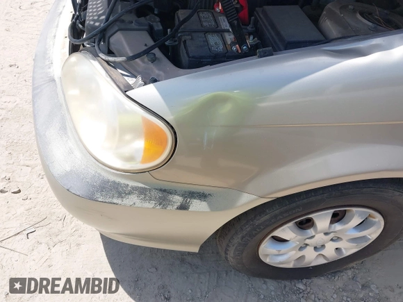 2005 Kia Sedona LX with VIN KNDUP131756627998, listed as a IAAI auction lot 42058213 with 152,433 mi miles. Bid and sale history available at carsss.com. Image 6.