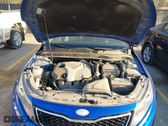 2013 Kia Optima SX with VIN 5XXGR4A67DG211425, listed as a IAAI auction lot 41901260 with 169,777 mi miles. Bid and sale history available at carsss.com. Image 10.