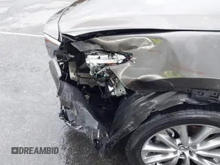 2016 Mazda CX-9 Grand Touring z VIN JM3TCADY6G0126391, wystawiony jako IAAI lot #42242541 z przebiegiem 45 147 mil mil oraz . Historia ofert i sprzedaży dostępna na DreamBid. Obrazek 6.