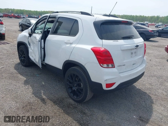 2022 Chevrolet Trax LT with VIN KL7CJPSM4NB530127, listed as a IAAI auction lot 42103923 with 34,851 mi miles and . Bid and sale history available at DreamBid. Image 3.
