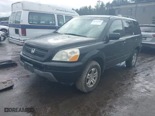 2003 Honda Pilot EX with VIN 2HKYF18523H598445, listed as a IAAI auction lot 41723462 with 234,598 mi miles. Bid and sale history available at carsss.com. Image 2.