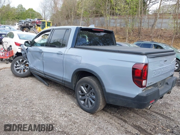 2024 Honda Ridgeline Sport with VIN 5FPYK3F18RB009341, listed as a IAAI auction lot 42159102 with 17,007 mi miles and . Bid and sale history available at DreamBid. Image 3.