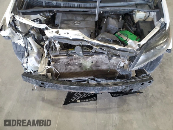 2015 Toyota Sienna SE with VIN 5TDXK3DC8FS662302, listed as a Copart auction lot 57995425 with 181,379 mi miles and Salvage title. Bid and sale history available at DreamBid. Image 12.