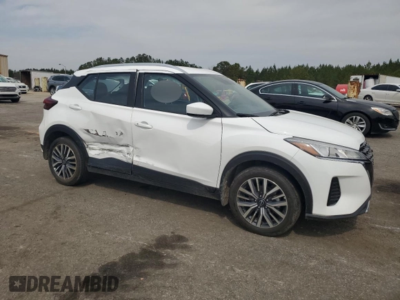 2024 Nissan Kicks SV with VIN 3N1CP5CV9RL529026, listed as a Copart auction lot 48770075 with 21,411 mi miles and Salvage Title. Bid and sale history available at carsss.com. Image 4.