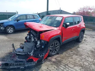 2020 Jeep Renegade Jeepster with VIN ZACNJBAB7LPL75071, listed as a IAAI auction lot 42017529 with 42,477 mi miles and . Bid and sale history available at carsss.com. Image 2.