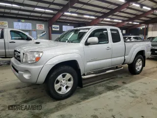 2010 Toyota Tacoma z VIN 5TEUU4EN9AZ676076, wystawiony jako Copart lot #51436695 z przebiegiem 177 101 mil mil oraz Czysty tytuł • Clean title. Historia ofert i sprzedaży dostępna na DreamBid. Obrazek 1.