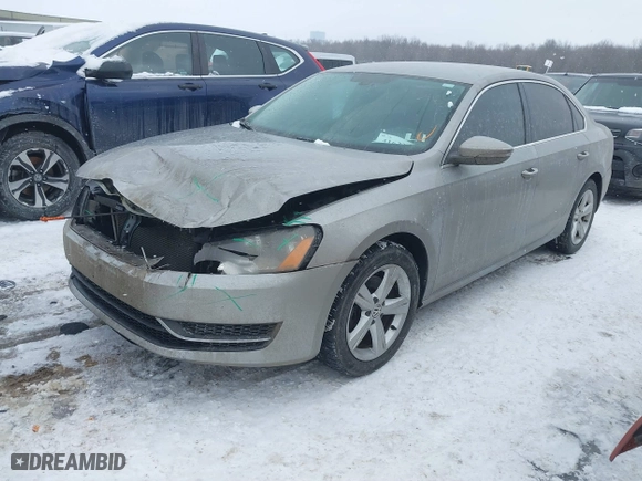 2012 Volkswagen Passat SE w/Sunroof with VIN 1VWBH7A3XCC097453, listed as a IAAI auction lot 41623676 with 155,721 mi miles. Bid and sale history available at carsss.com. Image 2.