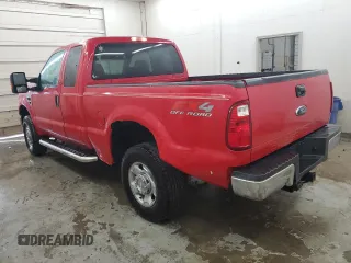 2010 Ford F-250 XL z VIN 1FTSX2B50AEB18045, wystawiony jako Copart lot #54476525 z przebiegiem 115 271 mil mil oraz Szkody całkowita. Historia ofert i sprzedaży dostępna na DreamBid. Obrazek 2.