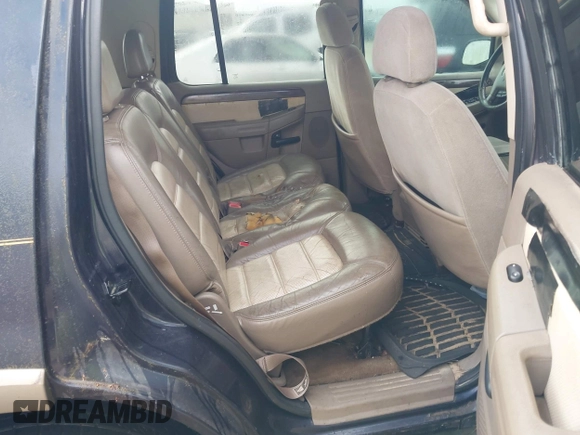 2002 Ford Explorer Eddie Bauer с VIN 1FMDU74E12UA64219, выставлен на аукционе IAAI как лот 41939683 с пробегом Не указан миль и . История ставок и продаж доступна на DreamBid. Изображение 8.