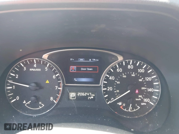 2015 Nissan Pathfinder Platinum with VIN 5N1AR2MMXFC615001, listed as a IAAI auction lot 42810501 with 206,247 mi miles and . Bid and sale history available at DreamBid. Image 7.