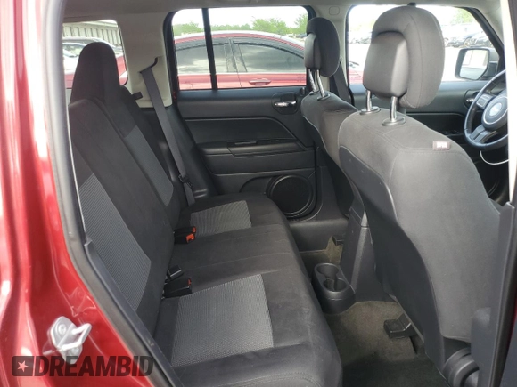 2016 Jeep Patriot Latitude with VIN 1C4NJRFB5GD742252, listed as a Copart auction lot 54364955 with 108,134 mi miles and Salvage title. Bid and sale history available at DreamBid. Image 11.