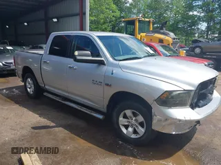 2014 Ram 1500 Big Horn z VIN 1C6RR7LT5ES127079, wystawiony jako IAAI lot #42275378 z przebiegiem 170 995 mil mil oraz . Historia ofert i sprzedaży dostępna na DreamBid. Obrazek 1.