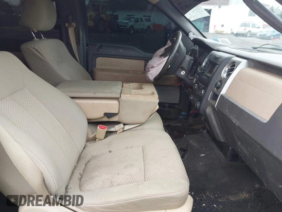 2013 Ford F-150 XL with VIN 1FTFW1ET3DFD31952, listed as a IAAI auction lot 41940875 with 152,723 mi miles. Bid and sale history available at carsss.com. Image 5.