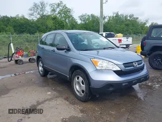 2008 Honda CR-V LX z VIN 3CZRE38368G705315, wystawiony jako IAAI lot #42093147 z przebiegiem 89 939 mil mil oraz . Historia ofert i sprzedaży dostępna na DreamBid. Obrazek 1.