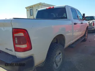 2020 Ram 2500 Tradesman with VIN 3C6UR5CJ3LG187945, listed as a IAAI auction lot 41756210 with 138,493 mi miles. Bid and sale history available at carsss.com. Image 4.