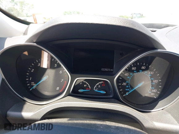 2014 Ford Escape SE with VIN 1FMCU9GX8EUA88526, listed as a IAAI auction lot 42578612 with 22,623 mi miles and . Bid and sale history available at DreamBid. Image 7.