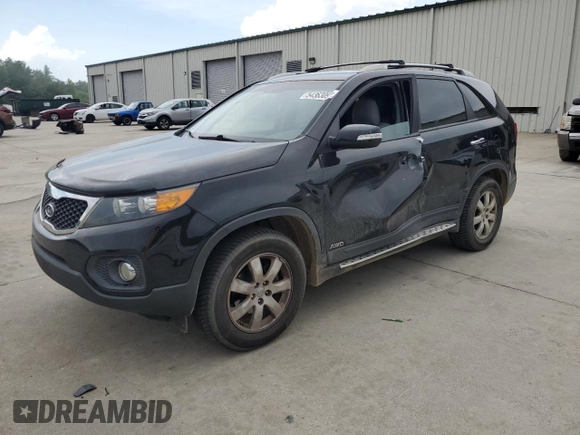 2012 Kia Sorento LX z VIN 5XYKTCA67CG279174, wystawiony jako Copart lot #54363095 z przebiegiem 181 112 mil mil oraz Szkoda całkowita • Salvage title. Historia ofert i sprzedaży dostępna na DreamBid. Obrazek 1.