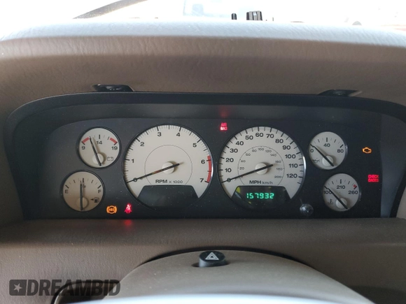 2002 Jeep Grand Cherokee Limited с VIN 1J4GW58N22C126821, выставлен на аукционе Copart как лот 46304015 с пробегом 157 932 миль миль и Списание • Salvage title. История ставок и продаж доступна на DreamBid. Изображение 9.