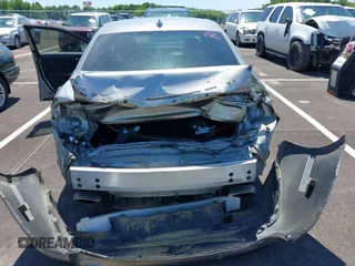 2017 Lexus IS 200t with VIN JTHBA1D27H5044307, listed as a IAAI auction lot 42319023 with 115,672 mi miles and . Bid and sale history available at DreamBid. Image 6.