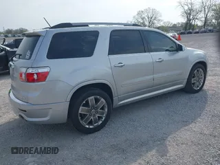2011 GMC Acadia Denali with VIN 1GKKVTED3BJ297385, listed as a IAAI auction lot 41990548 with 204,333 mi miles. Bid and sale history available at carsss.com. Image 4.