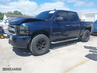 2008 Chevrolet Silverado 1500 LT w/1LT with VIN 2GCEK13C181173196, listed as a IAAI auction lot 41954657 with 212,388 mi miles. Bid and sale history available at carsss.com. Image 2.