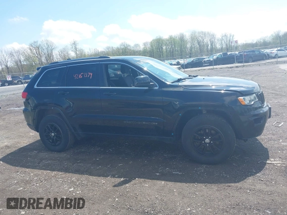 2018 Jeep Grand Cherokee Altitude z VIN 1C4RJFAG9JC508308, wystawiony jako IAAI lot #42162179 z przebiegiem 92 021 mil mil oraz . Historia ofert i sprzedaży dostępna na DreamBid. Obrazek 13.