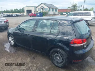 2012 Volkswagen Golf w/Conv & Sunroof с VIN WVWDB7AJ1CW307609, выставлен на аукционе IAAI как лот 42225330 с пробегом 97 152 миль миль и . История ставок и продаж доступна на DreamBid. Изображение 3.
