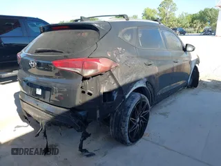 2018 Hyundai Tucson SEL with VIN KM8J33A49JU614162, listed as a IAAI auction lot 41892685 with 1 mi miles. Bid and sale history available at carsss.com. Image 4.