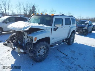2008 Hummer H3 SUV with VIN 5GTEN13E488164197, listed as a IAAI auction lot 41325754 with 274,440 mi miles. Bid and sale history available at carsss.com. Image 18.