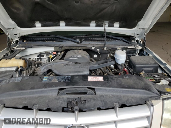 2005 Cadillac Escalade ESV z VIN 3GYFK66N55G118200, wystawiony jako Copart lot #59018515 z przebiegiem 200 801 mil mil oraz Szkoda całkowita • Salvage title. Historia ofert i sprzedaży dostępna na DreamBid. Obrazek 12.