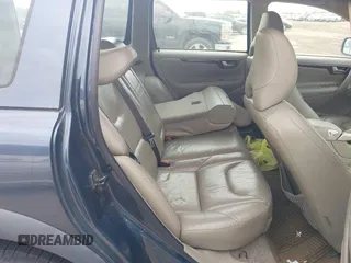 2005 Volvo XC70 with VIN YV1SZ592451199226, listed as a IAAI auction lot 41350609 with 163,331 mi miles and . Bid and sale history available at DreamBid. Image 8.