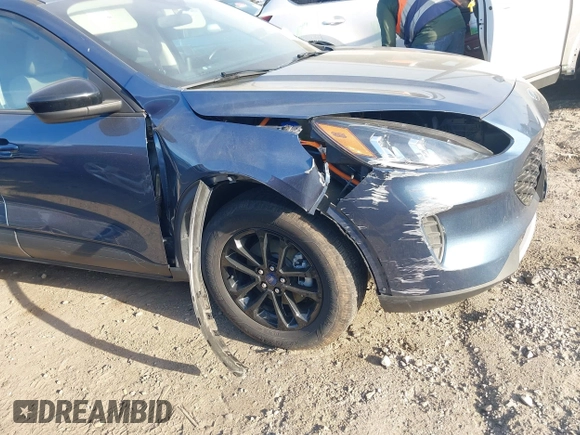 2020 Ford Escape SE Sport Hybrid with VIN 1FMCU9BZ2LUC50527, listed as a IAAI auction lot 41816035 with 84,533 mi miles and . Bid and sale history available at DreamBid. Image 6.
