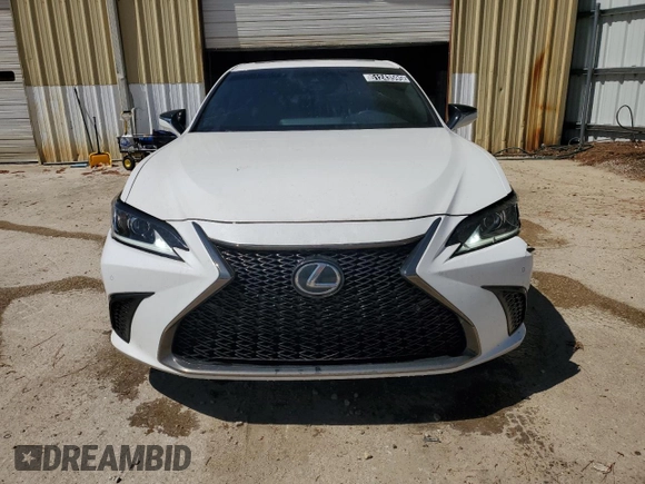 2021 Lexus ES 350 F Sport z VIN 58AGZ1B10MU097350, wystawiony jako Copart lot #51243595 z przebiegiem 93 411 mil mil oraz Czysty tytuł • Clean title. Historia ofert i sprzedaży dostępna na DreamBid. Obrazek 5.