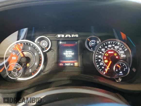2020 Ram 2500 Tradesman z VIN 3C6UR5HL0LG240160, wystawiony jako Copart lot #88360065 z przebiegiem 76 227 mil mil oraz Szkoda całkowita • Salvage title. Historia ofert i sprzedaży dostępna na DreamBid. Obrazek 9.