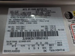 2008 Lincoln MKZ z VIN 3LNHM26T18R601655, wystawiony jako IAAI lot #41463649 z przebiegiem 101 486 mil mil oraz . Historia ofert i sprzedaży dostępna na DreamBid. Obrazek 9.