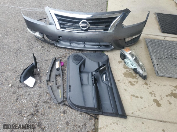 2015 Nissan Altima 2.5 S with VIN 1N4AL3AP6FN405404, listed as a Copart auction lot 51310815 with 160,306 mi miles and Salvage Title. Bid and sale history available at carsss.com. Image 12.