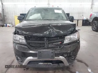 2020 Dodge Journey Crossroad with VIN 3C4PDCGB4LT263188, listed as a IAAI auction lot 41712652 with 92,639 mi miles and . Bid and sale history available at carsss.com. Image 13.