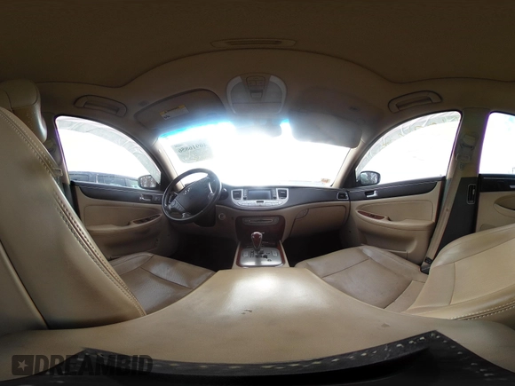2013 Hyundai Genesis 3.8L z VIN KMHGC4DD2DU253728, wystawiony jako IAAI lot #40916856 z przebiegiem Nie podano mil oraz . Historia ofert i sprzedaży dostępna na DreamBid. Obrazek 17.