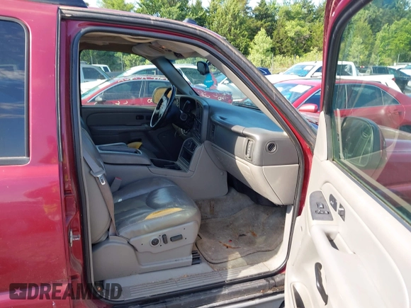 2005 Chevrolet Tahoe Z71 z VIN 1GNEK13T25R225137, wystawiony jako IAAI lot #42441428 z przebiegiem 230 897 mil mil oraz . Historia ofert i sprzedaży dostępna na DreamBid. Obrazek 5.