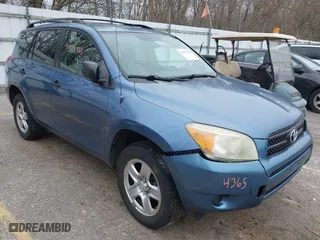 2007 Toyota RAV4 with VIN JTMZD33V875037556, listed as a IAAI auction lot 41974365 with 164,926 mi miles. Bid and sale history available at carsss.com. Image 1.