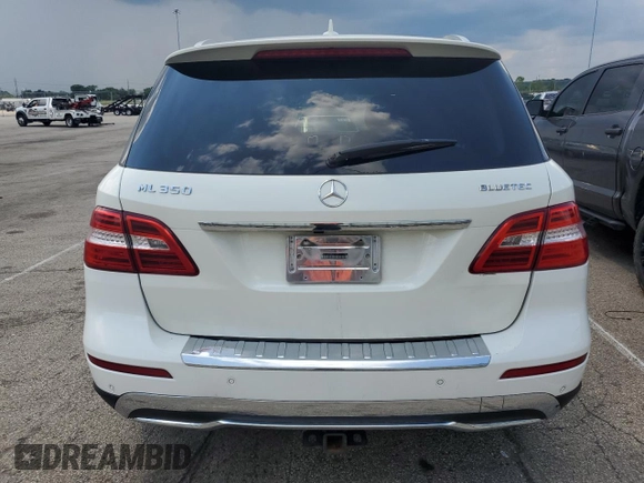 2013 Mercedes-Benz M 350 with VIN 4JGDA2EB0DA201915, listed as a Copart auction lot 62342135 with 225,797 mi miles and Salvage title. Bid and sale history available at DreamBid. Image 6.