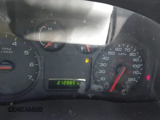 2006 Ford Freestyle SE with VIN 1FMZK01186GA13387, listed as a IAAI auction lot 41604310 with 212,885 mi miles. Bid and sale history available at carsss.com. Image 7.