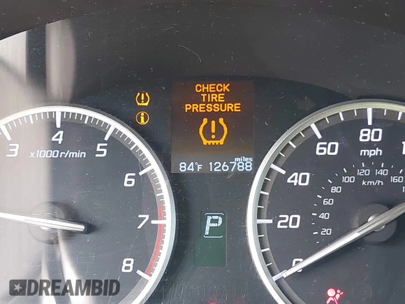 2014 Acura ILX with VIN 19VDE1F31EE004253, listed as a IAAI auction lot 41997152 with 126,788 mi miles. Bid and sale history available at carsss.com. Image 15.