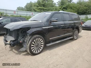2019 Lincoln Navigator L Reserve with VIN 5LMJJ3LT3KEL23983, listed as a Copart auction lot 67439544 with 62,798 mi miles and Clean Title. Bid and sale history available at carsss.com. Image 1.