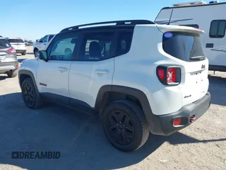 2018 Jeep Renegade Trailhawk with VIN ZACCJBCB1JPH28490, listed as a IAAI auction lot 41406910 with 76,003 mi miles. Bid and sale history available at carsss.com. Image 3.