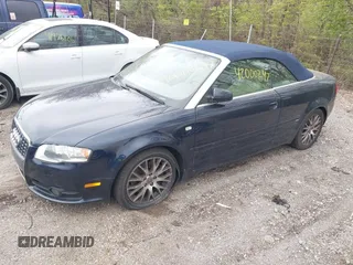 2009 Audi A4 2.0T with VIN WAUDF48H89K005849, listed as a IAAI auction lot 42000247 with 113,561 mi miles. Bid and sale history available at carsss.com. Image 2.